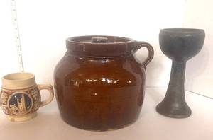 lot 118 image: Bean Pot, Stoneware Challis and German Mug