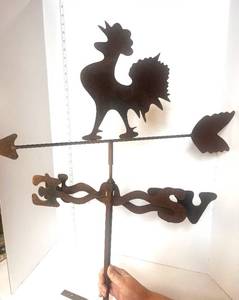 lot 29 image: 28 Rooster Weather Vane