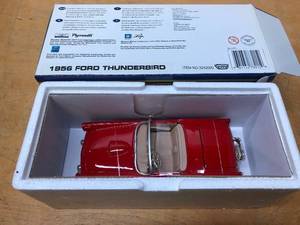 lot 47 image: Die-Cast 1956 Ford Thunderbird American Mint NIB