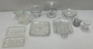 lot 77 image: Misc. Vintage Indiana Glass & More