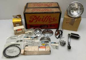 lot 166 image: Misc. Vintage Harley Davidson V-Twin Parts & More