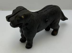 lot 178 image: 1930s Cast Iron Dog NutcrackerDoor Stop 11 L x 5 14 T x 2 W
