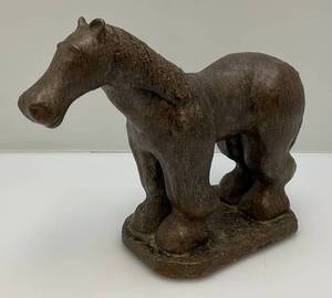 lot 193 image: Vintage Solid Clay Horse Door Stop  12 L x 9 H x 4 W