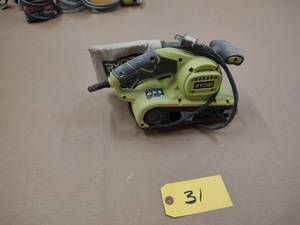 lot 31 image: Ryobi 3 Belt Sander...