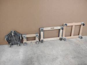lot 125 image: (4) Dollies...