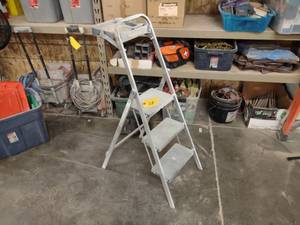 lot 113 image: Folding Step Stool...