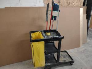 lot 121 image: Janitors Cart...