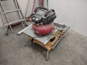 lot 141 image: Table Saw & Air Compressor for Part...