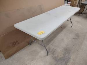 lot 194 image: 8 Folding Table...