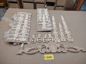 lot 266 image: Assorted Scrollwork...