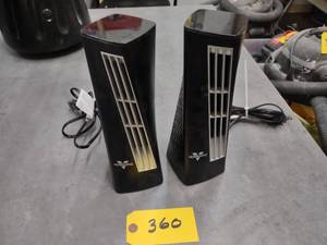 lot 360 image: (2) Vornado Space Heaters...
