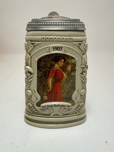 lot 20 image: Anheuser-Busch Collectors Club 1997 Members Only Stein