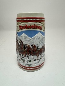 lot 29 image: Anheuser-Busch Budweiser 1985 A Series Stein