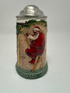 lot 33 image: Norman Rockwell Christmas Collection Stein