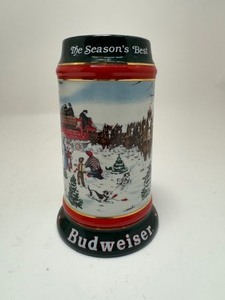 lot 36 image: Anheuser-Busch Budweiser 1991 Collectors Series Stein