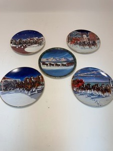 Lot of (5) Anheuser-Busch Budweiser World Famous Clydesdales Collectable Plates