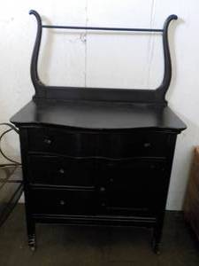 lot 2 image: Painted Vintage Wash Stand with 1 d...