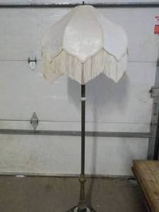 lot 15 image: Heavy Brass Lamp with Shade 63...