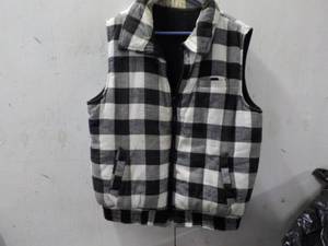 lot 67 image: Reversible Vest looks like new  si...