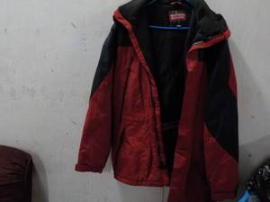 lot 68 image: Northern Exposure size XL Winter Co...