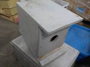 lot 90 image: Large Painted Wood Birdhouse 11 x 1...