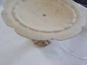 lot 107 image: Cast Iron Dcor 12 x 6...