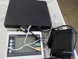 lot 110 image: Medtronic Medical Equipment...