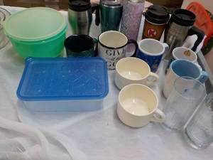 lot 124 image: Misc Household Items...