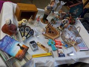 lot 147 image: Random Lots of Dcor - see all pic...