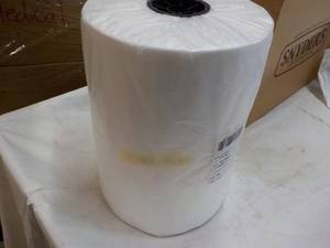 lot 203 image: Roll of 600 ct Clear Bags 14 x 9.75...