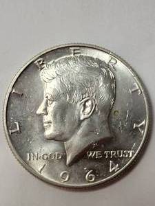lot 13 image: 1964 Kennedy Silver Half Dollar Uncirculated
