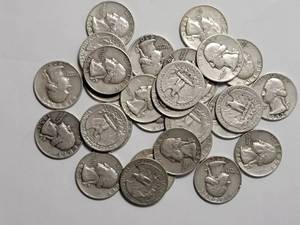 lot 33 image: 29  - Quarter Dollars Silver From the 50s.