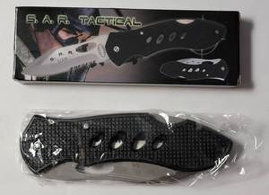 lot 42 image: 2 - S.A.R. Tactical Knives