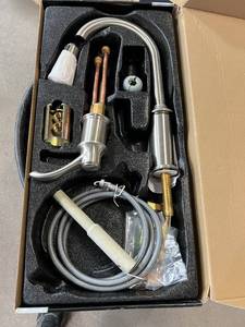 lot 10 image: Brand Unknown, Brand New Kitchen Faucet. Complete.