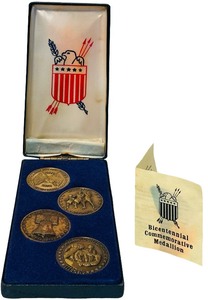 1776-1976 United States Bicentennial Commemorative 4-Piece Bronze Medallion Set