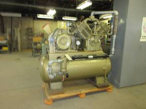 QUINCY AIR COMPRESSOR