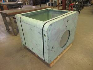 lot 212 image: BENCH TOP SPRAY BOOTH
