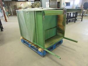 lot 213 image: FREE STANDING SPRAY BOOTH