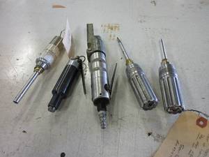 lot 263 image: TORQUE WRENCHES