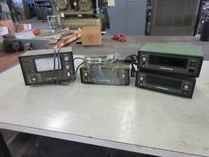 lot 350 image: MITUTOYO ELECTRONIC INDICATOR AMPLIFIERS FOR PARTS