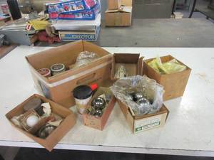 lot 377 image: ASSORTED STEEL BALL BEARINGS
