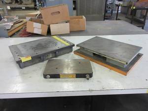 lot 417 image: CAST IRON SURFACE PLATES