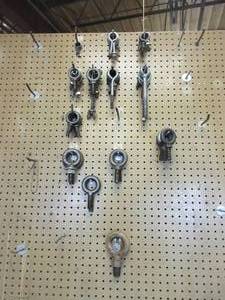 lot 472 image: ASSORTED HEAVY DUTY EYE BOLTS