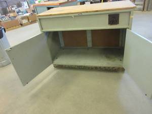 lot 551 image: STORAGE CABINET
