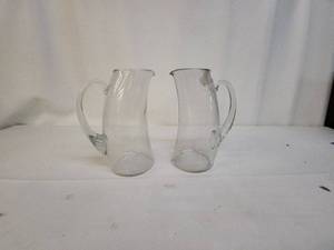 lot 11 image: Glass Water Pitchers