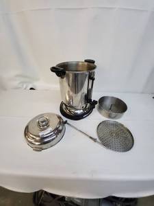 lot 28 image: Commercial Coffee maker