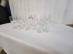 lot 97 image: Collection of 16 Assorted Wine Glasses and Goblets