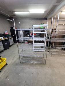lot 128 image: Sturdy Metal Wire Shelving Unit