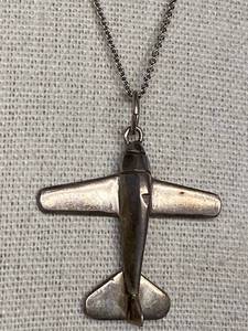 lot 10B image: Sterling Silver 925 Airplane Pendant Necklace