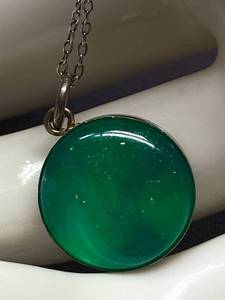 lot 12B image: Sterling Silver 925 Necklace with Green Stone Pendant